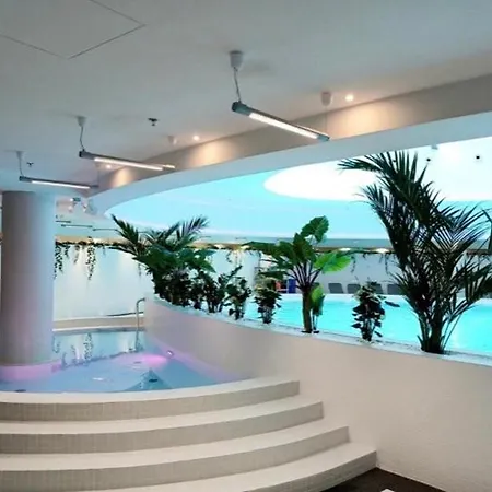 Hanza Tower Capri With Spa Sauna & Jacuzzi & Pool * Stettin
