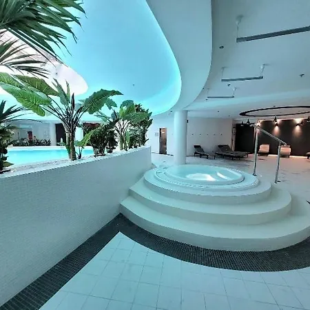 Hanza Tower Capri With Spa Sauna & Jacuzzi & Pool * Stettin